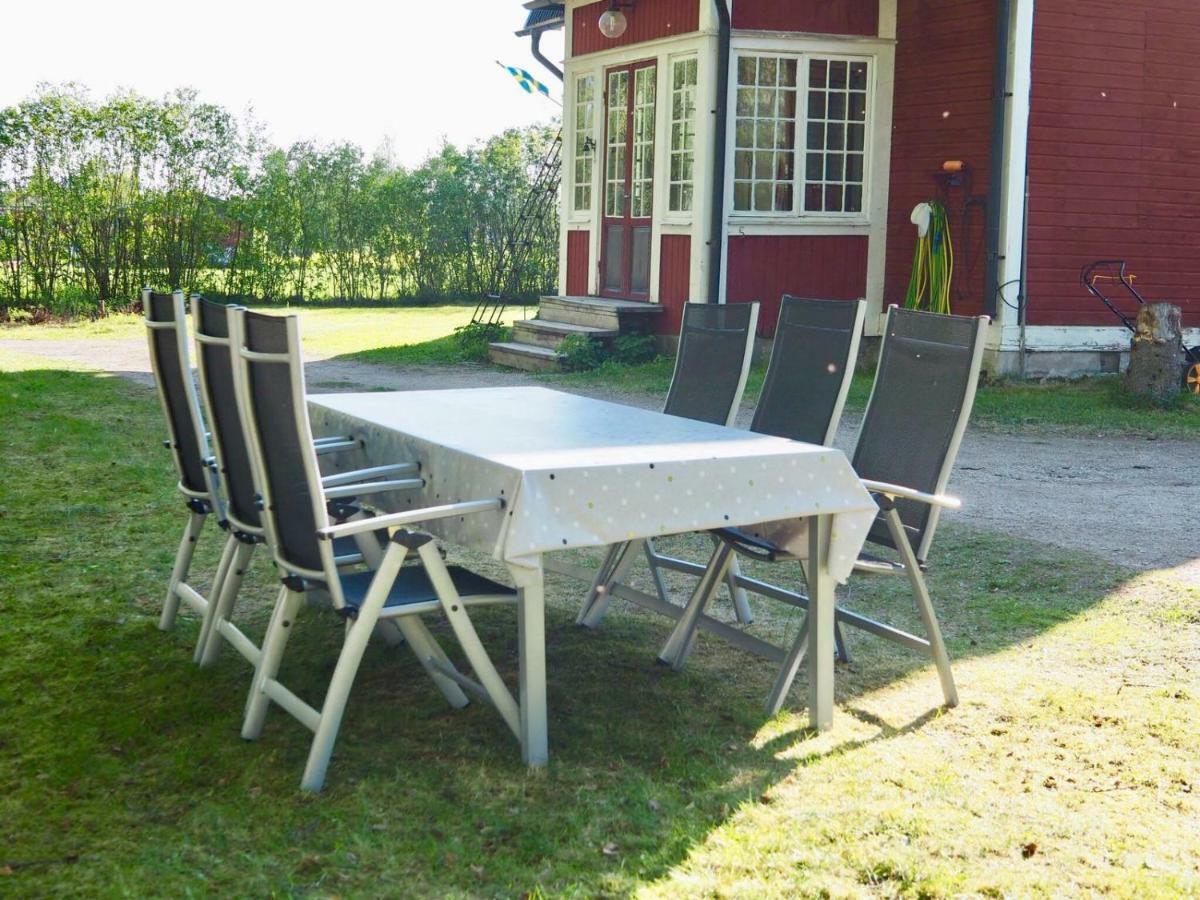 Orsastuguthyrning-Kyrkbyn Villa Exterior photo